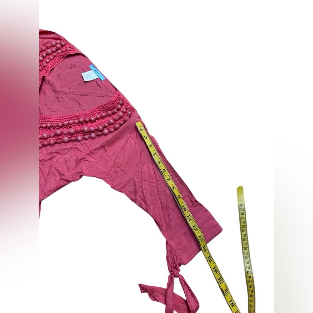 Marciano.  Coral V-Neck Top - Picture 11 of 12